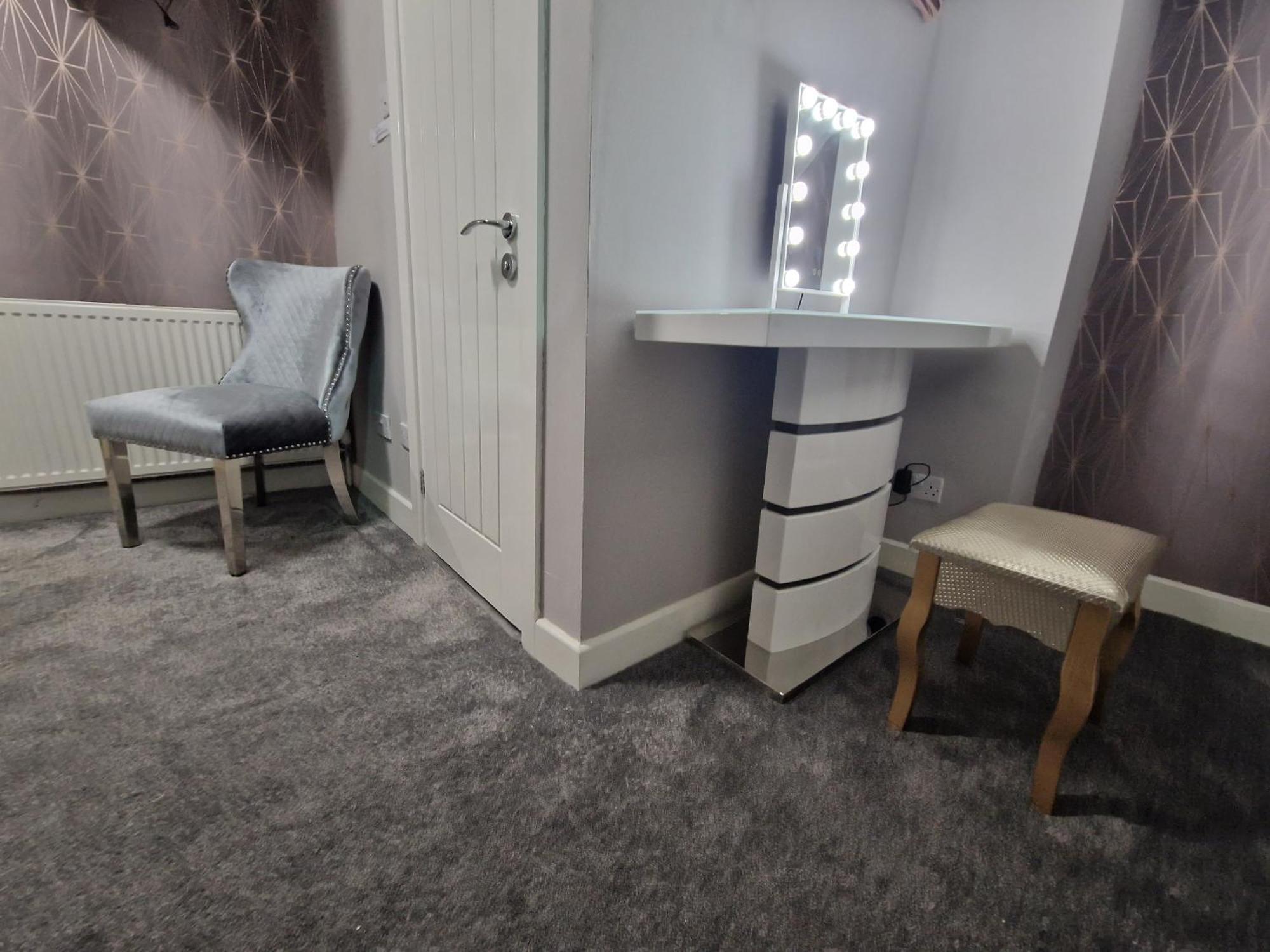Highfields Living - All Rooms Ensuite- Free Wifi- Free Local Parking 谢菲尔德 外观 照片